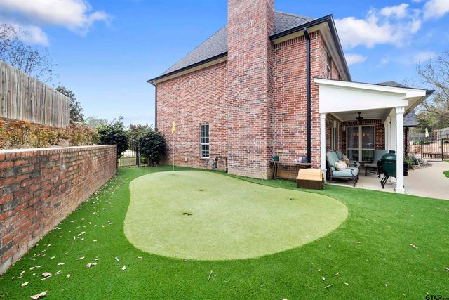 7637 Light Horse Ct, Tyler, TX 75703