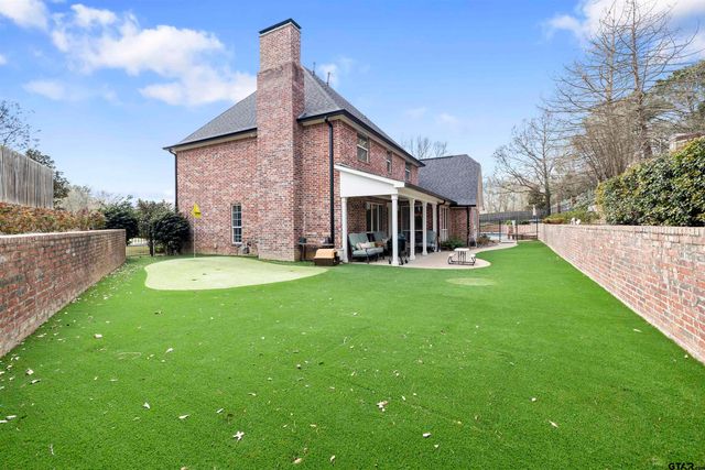 7637 Light Horse Ct, Tyler, TX 75703