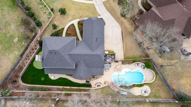 7637 Light Horse Ct, Tyler, TX 75703