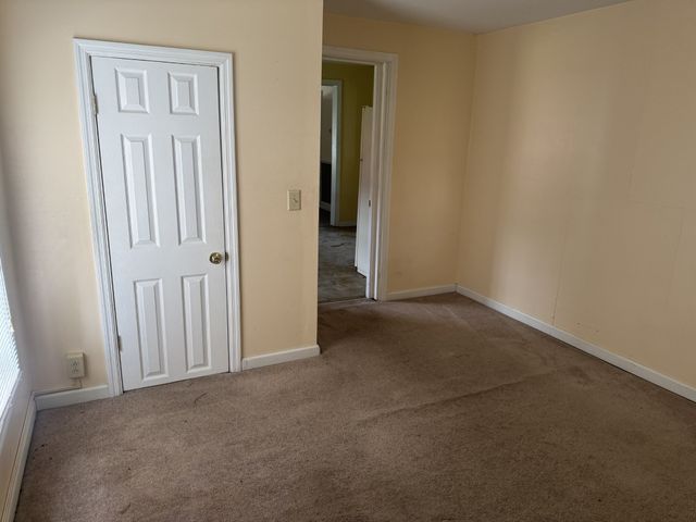 210 S Foster Ave, Gallatin, TN 37066