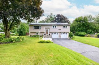 44 Chatfield Drive, Trumbull, CT 06611