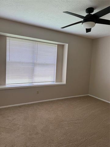 2103 Barrington Place Drive, Sugar Land, TX 77478