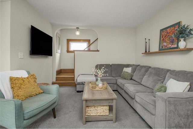 533 1st Avenue S, South Saint Paul, MN 55075