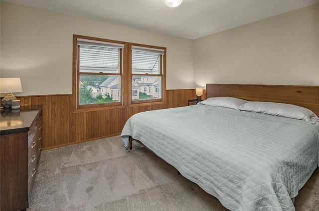 533 1st Avenue S, South Saint Paul, MN 55075