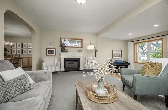 533 1st Avenue S, South Saint Paul, MN 55075