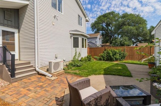 533 1st Avenue S, South Saint Paul, MN 55075