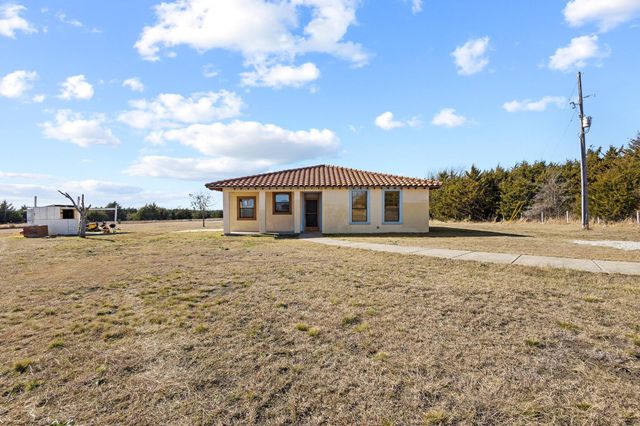 5777 State Highway 160, Whitewright, TX 75491