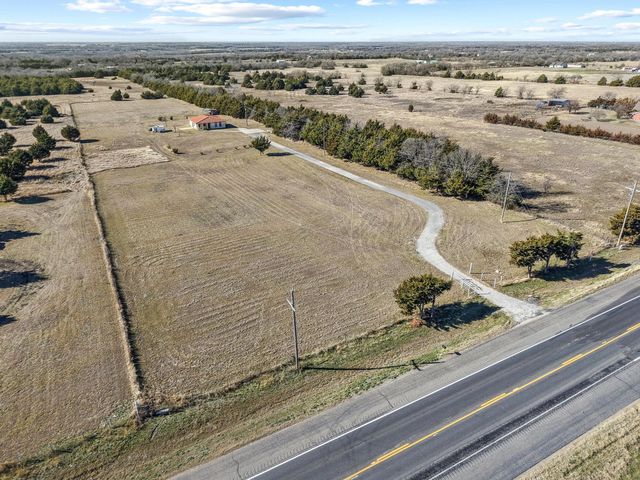 5777 State Highway 160, Whitewright, TX 75491