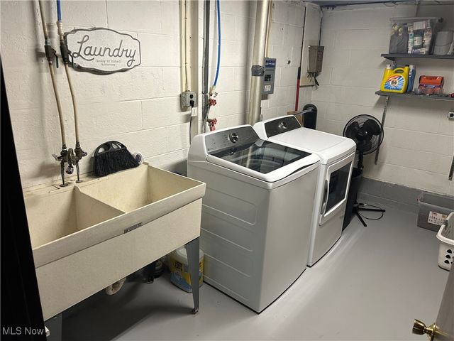 539 Forestview Drive, Wintersville, OH 43953