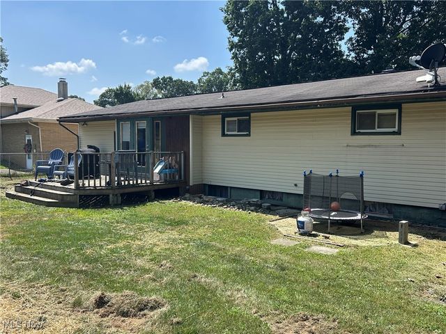 539 Forestview Drive, Wintersville, OH 43953