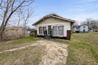 103 N Wilson Avenue, Independence, MO 64050
