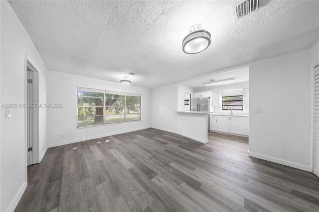 820 NW 38th Avenue, Lauderhill, FL 33311
