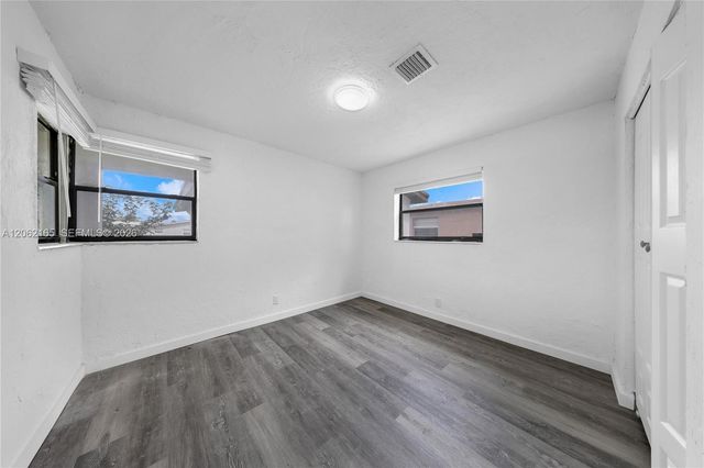 820 NW 38th Avenue, Lauderhill, FL 33311