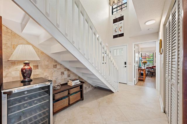 2339 Treasure Isle Drive 42, Palm Beach Gardens, FL 33410