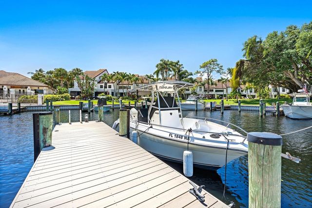 2339 Treasure Isle Drive 42, Palm Beach Gardens, FL 33410