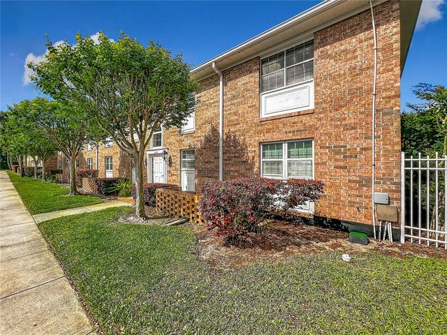 4262 LAKE UNDERHILL ROAD 9C7, Orlando, FL 32803