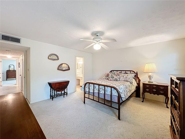 4262 LAKE UNDERHILL ROAD 9C7, Orlando, FL 32803