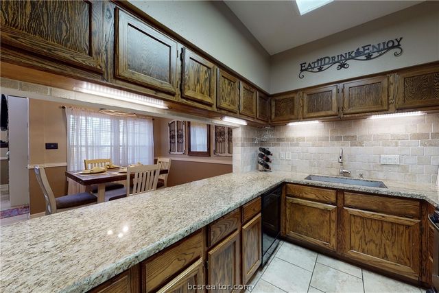 3122 Camelot Drive 13, Bryan, TX 77802