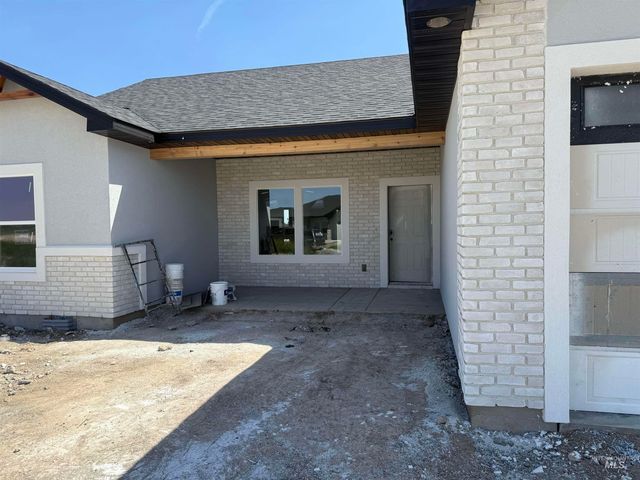 1329 18th Ave E, Jerome, ID 83338