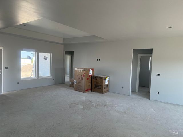 1329 18th Ave E, Jerome, ID 83338