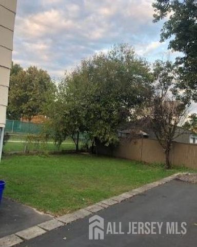 112 East Street, Bound Brook, NJ 08805