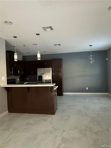 1301 E Camellia Avenue D, Mcallen, TX 78501