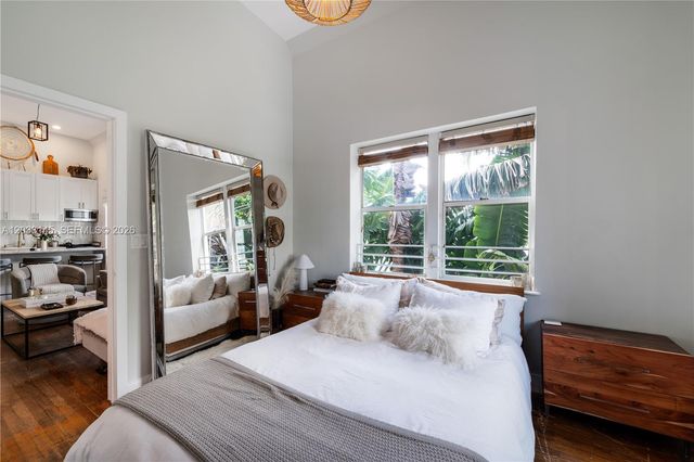 1521 Lenox Avenue 302, Miami Beach, FL 33139