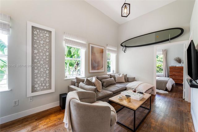 1521 Lenox Avenue 302, Miami Beach, FL 33139