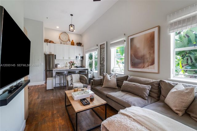 1521 Lenox Avenue 302, Miami Beach, FL 33139