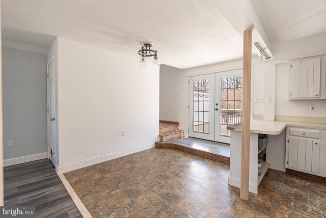 611 N STUART ST, Baltimore, MD 21221