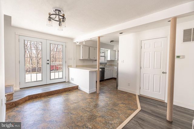 611 N STUART ST, Baltimore, MD 21221