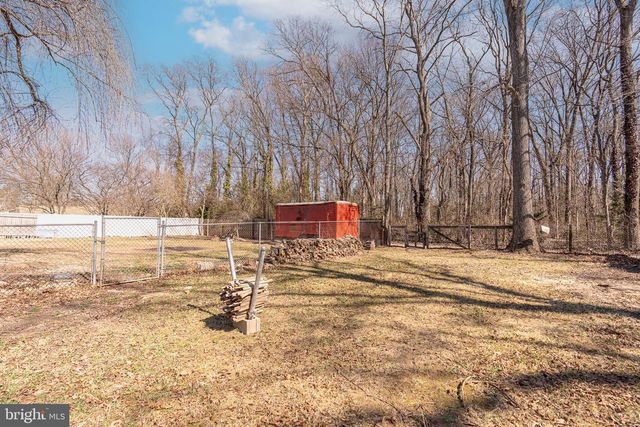 611 N STUART ST, Baltimore, MD 21221