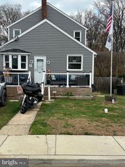 611 N STUART ST, Baltimore, MD 21221