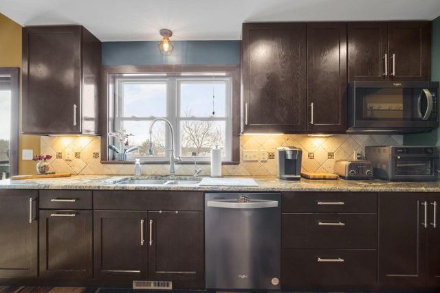 4495 Ridge ROAD, Kewaskum, WI 53040