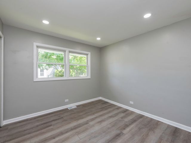 10350 W California Avenue, Beach Park, IL 60099