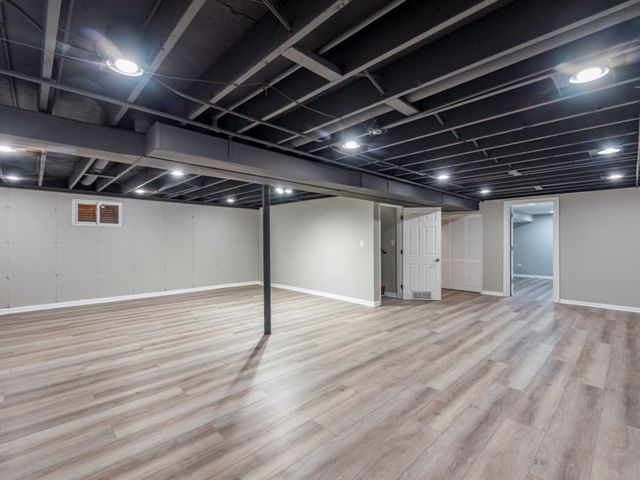 10350 W California Avenue, Beach Park, IL 60099