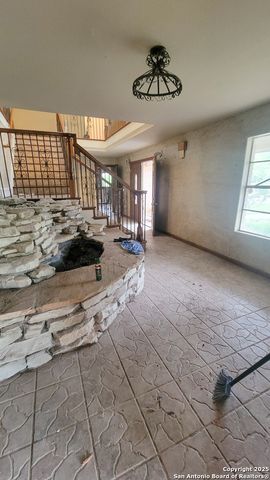 7 Glen Cove Dr, Seguin, TX 78155