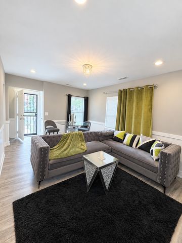 8446 S Constance Avenue, Chicago, IL 60617