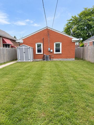 8446 S Constance Avenue, Chicago, IL 60617