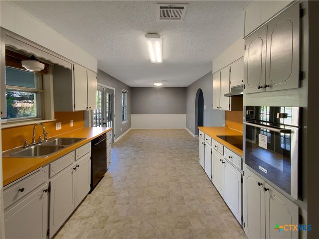 3910 Hickory Road, Temple, TX 76502