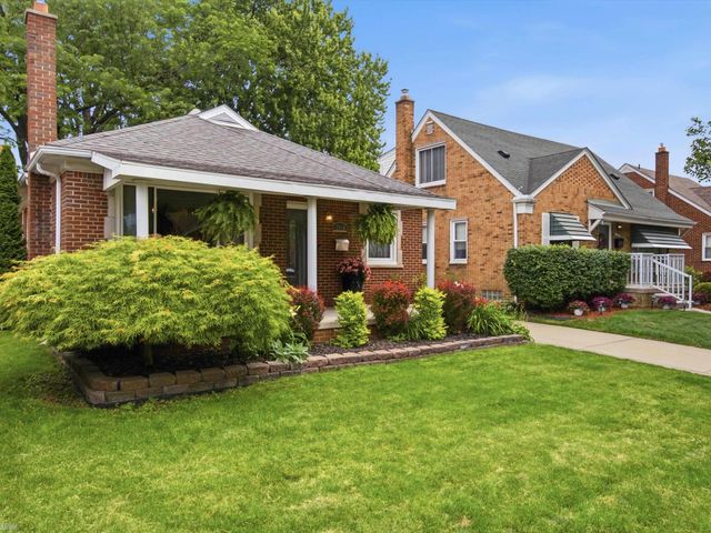 7829 Buckingham Avenue, Allen Park, MI 48101