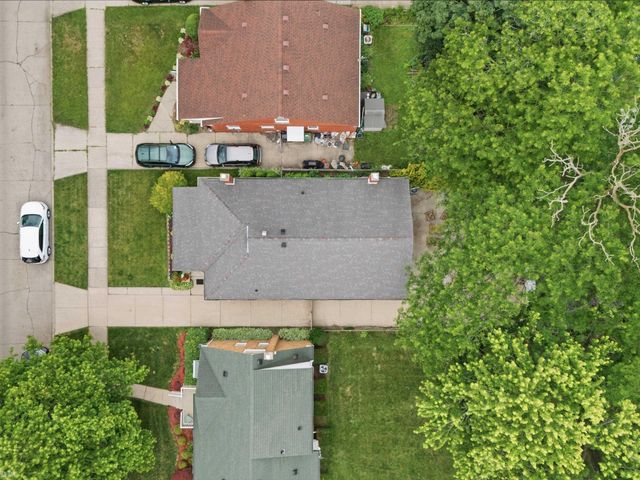 7829 Buckingham Avenue, Allen Park, MI 48101