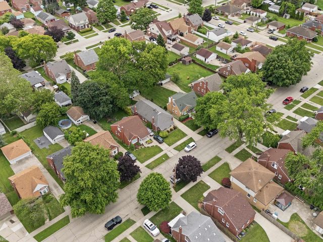 7829 Buckingham Avenue, Allen Park, MI 48101
