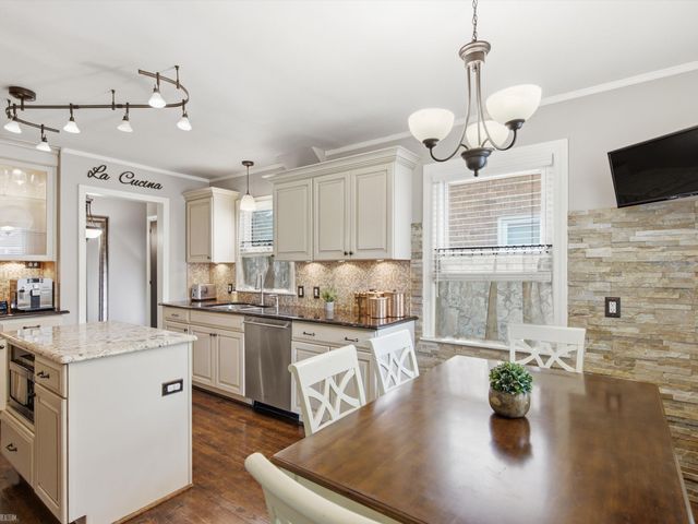 7829 Buckingham Avenue, Allen Park, MI 48101