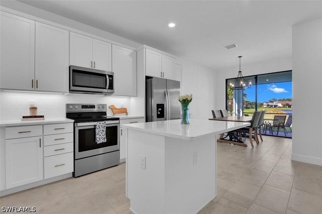 9605 Bexley DR, Fort Myers, FL 33967