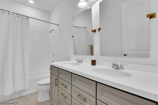 9605 Bexley DR, Fort Myers, FL 33967