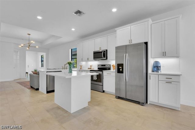 9605 Bexley DR, Fort Myers, FL 33967