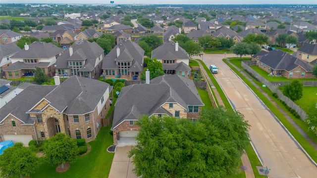 9968 Tallow Pointe Lane, Brookshire, TX 77423