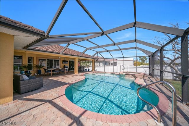 4013 SW 17th AVE, Cape Coral, FL 33914