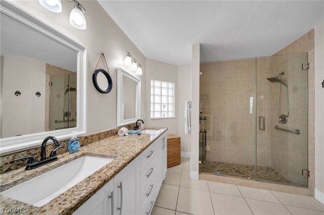 4013 SW 17th AVE, Cape Coral, FL 33914